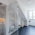 דירה Principe Real Charming Garden View Flat At The Heart Of ליסבון