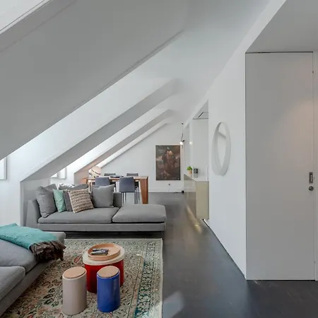 Principe Real Charming Garden View Flat At The Heart Of Apartament