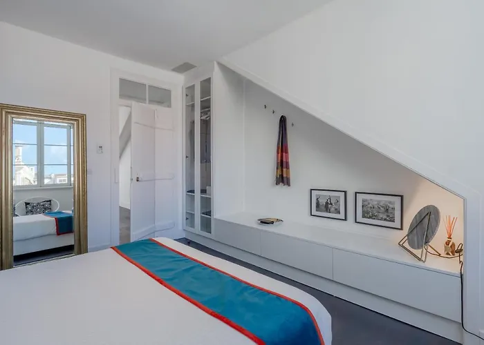 Principe Real Charming Garden View Flat At The Heart Of Апартаменты Лиссабон