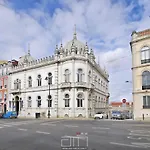 Apartment Principe Real Charming Garden View Flat At The Heart Of