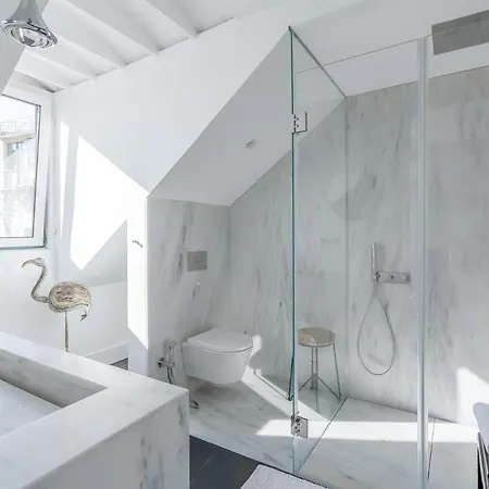 아파트 Principe Real Charming Garden View Flat At The Heart Of *