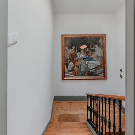 Daire Principe Real Charming Garden View Flat At The Heart Of