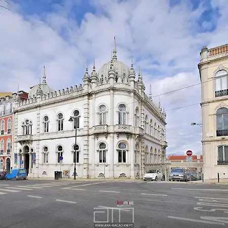 Daire Principe Real Charming Garden View Flat At The Heart Of